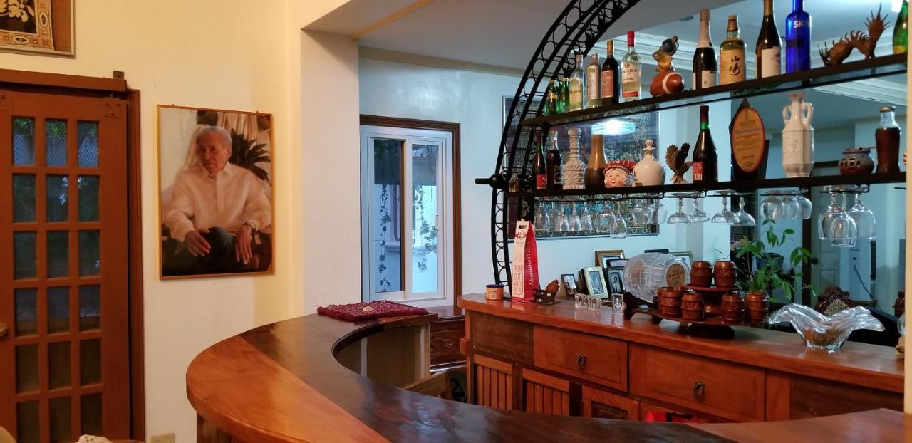 Buenavista Family Inn Tagudin Extérieur photo